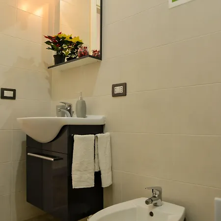 לינה וארוחת בוקר Bellatrix 3*